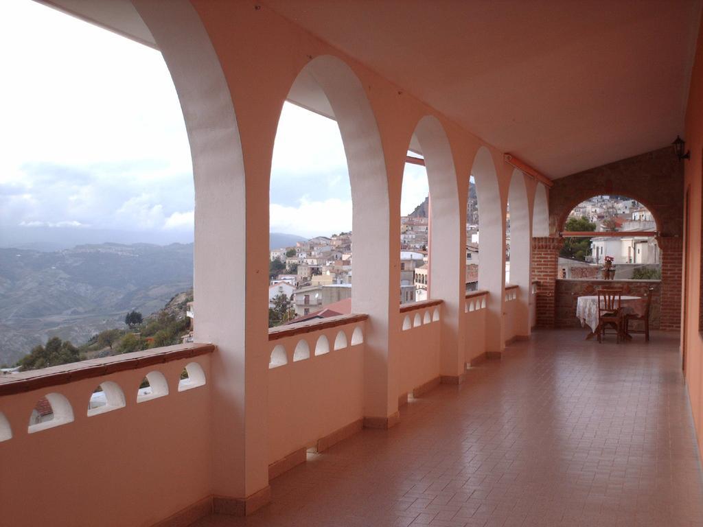 B&B Castello Michelina San Nicola dellʼAlto Habitación foto